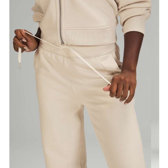 LULULEMON SCUBA JOGGER RELAXED HIGH -RISE WHITE OPAL WOMEN SIZE 6 - Picture 4 of 15